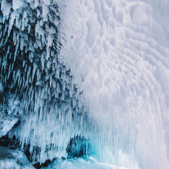 عکاسی از دریاچه‌ی یخ زده‌ی بایکال