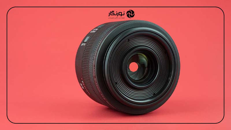 Canon RF 35mm f/1.8 IS Macro STM