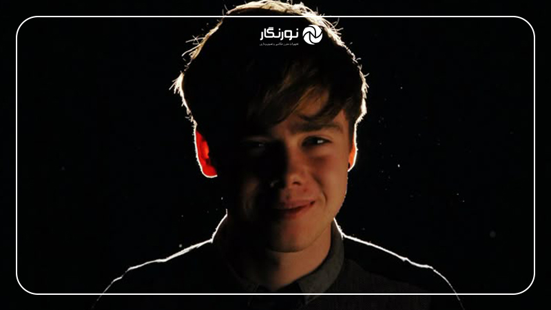 جهت نور در عکاسی؛ نور پس زمینه