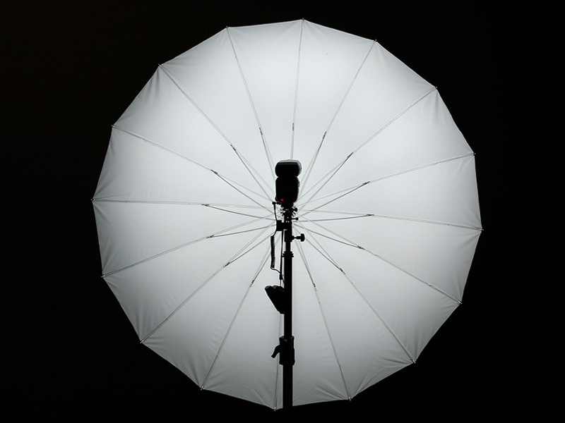 چتر عکاسی چیست + آموزش استفاده و انواع مختلف چتر نور