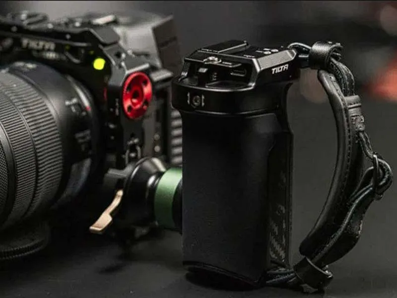 دستگیره باتری دوربین Tilta تا 170٪ زمان عکاسی طولانی تری را ارائه می دهد