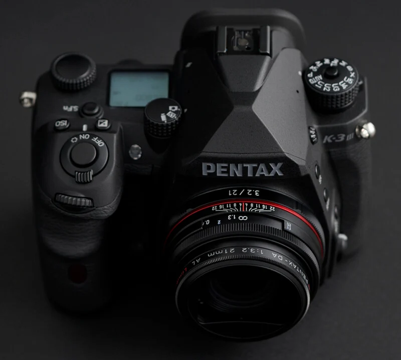 دوربین جدید DSLR پنتاکس که برای عکاسی سیاه و سفید طراحی شده است ، رونمایی شد
