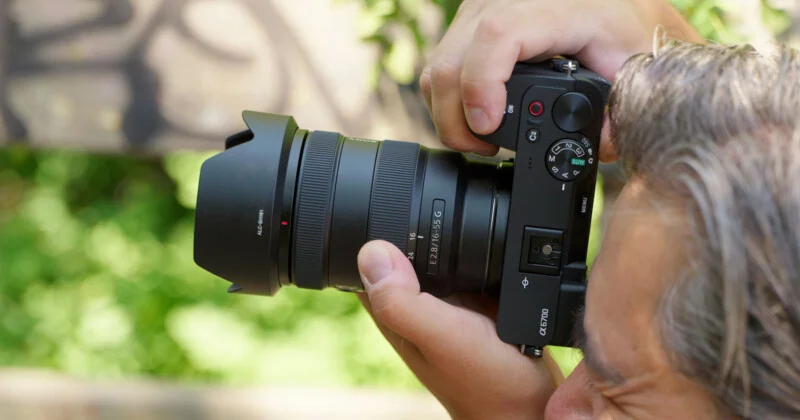 معرفی دوربین Sony A6700 : دوربین 26 مگاپیکسلی برای علاقه‌مندان به عکاسی