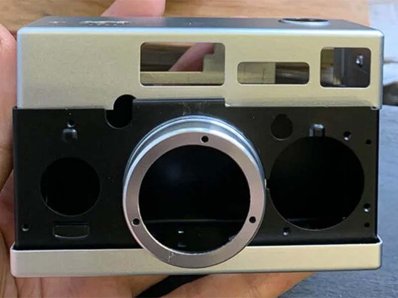 طراحی دوربین 35 میلی‌متری کامپکت ممتاز توسط کمپانی Mint نهایی شد