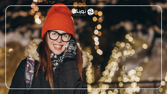 چراغهای کریسمس یا ریسه نور بهترین نوع نور مصنوعی برای عکاسی خلاقانه برای عکاسی سال نو میلادی هستند