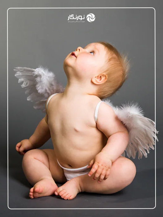 استفاده از یک جفت بال فرشته است