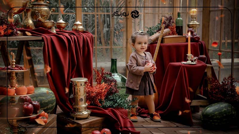 ژست عکس یلدایی دخترانه