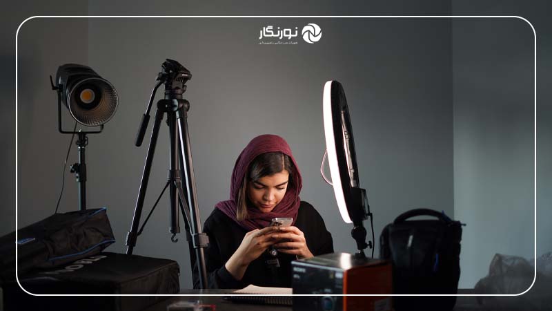 مراجعه به پست‌ها و استوری‌ها