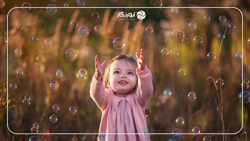 مزایا و معایب استفاده از نور طبیعی در مقابل فلاش