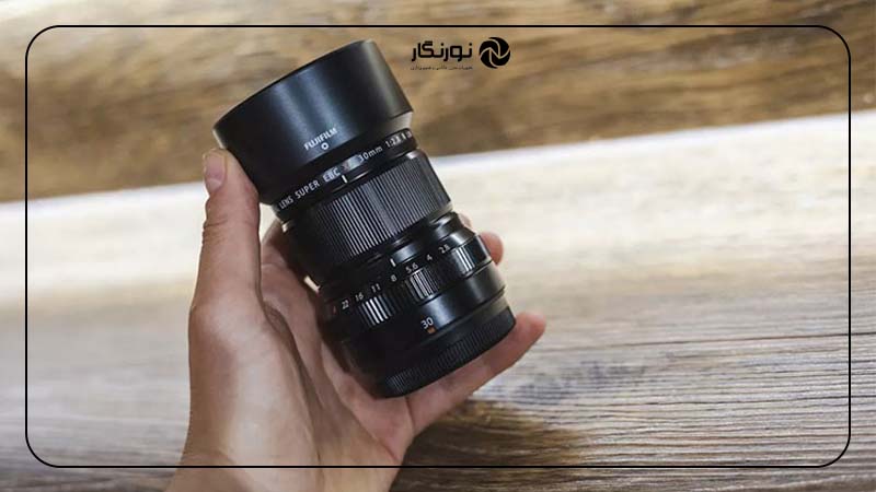 لنزهای ماکرو با فاصله کانونی بلند