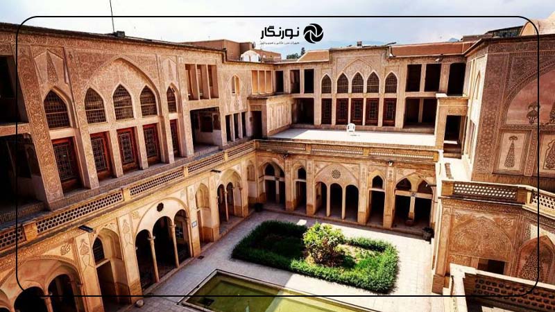 خانه عباسیان: جلوه‌ای از شکوه معماری قاجاری
