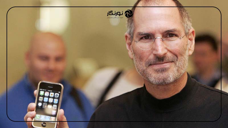 اپل آیفون را روانه بازار کرد، شان کاری، 2007