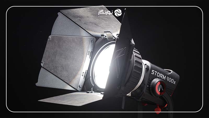 معرفی Aputure STORM 400x: طیف رنگ گسترده و تصحیح رنگ حرفه‌ای