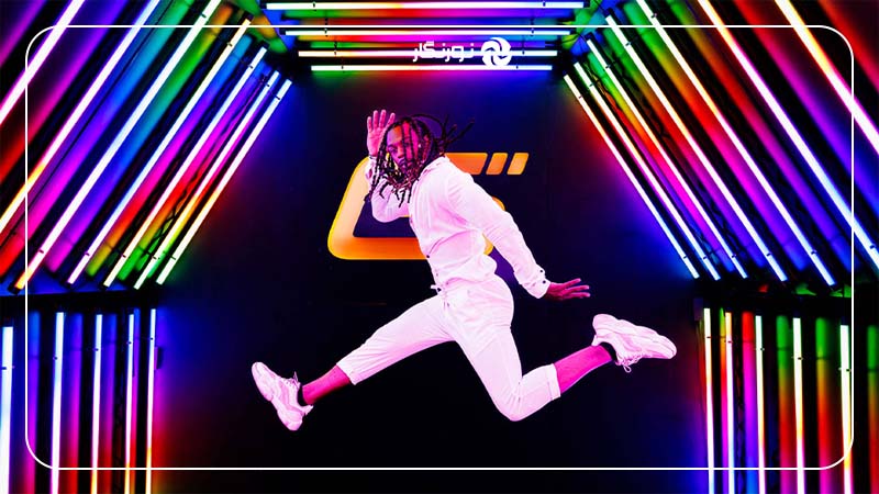 بهترین نورها برای ضبط ویدیو پادکست؛ Genaray PX1-RGB Pixel – 1’