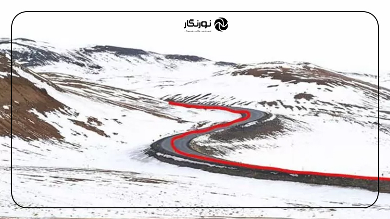 ترکیب بندی به شکل حرف S انگلیسی