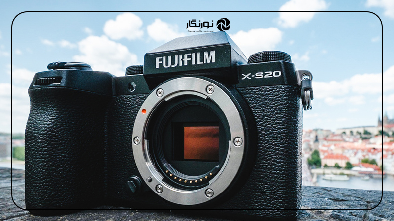مقایسه Fujifilm X-S20 با X-T30؛ عملکرد باتری و مصرف انرژی
