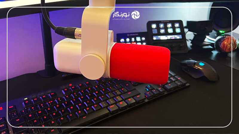 مقایسه کامل میکروفون رومیزی و یقهای؛ چطور بهترین نتیجه را بگیریم؟