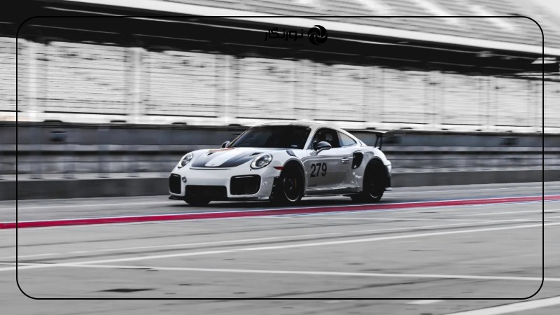 تصویر میانی ۷ - عکاسی از مسابقات اتومبیلرانی: راهنمای جامع ثبت لحظههای سرعت و هیجان