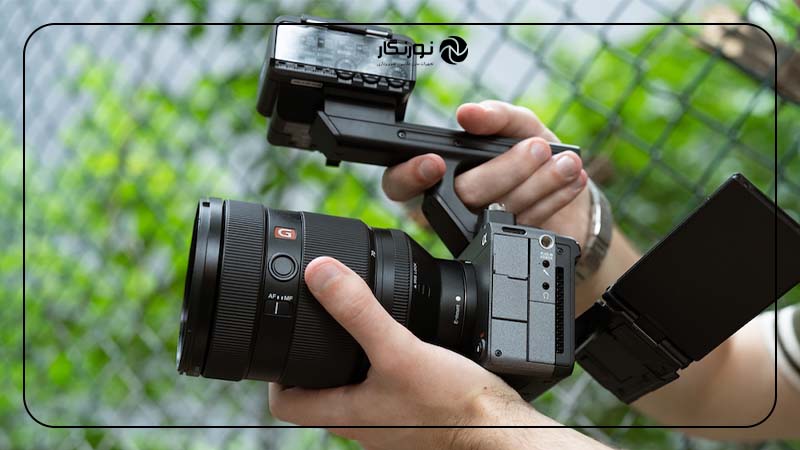 دوربین Sony FX5 بیشتر برای کاربران حرفهای طراحی شده است.