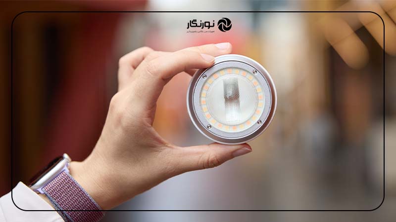 فلاش زنون با حالت‌های TTL و دستی