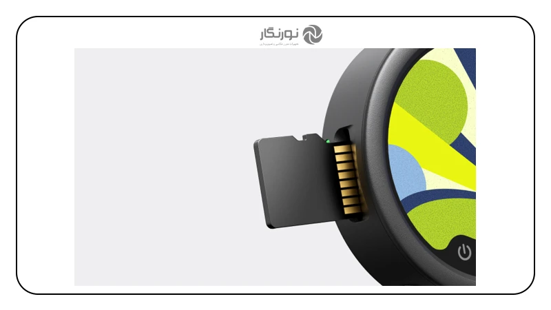 درگاه کارت حافظه microSD در میکروفون Insta360 Mic
