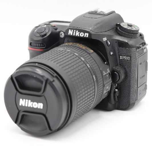 دوربین نیکون D7500 دست دوم