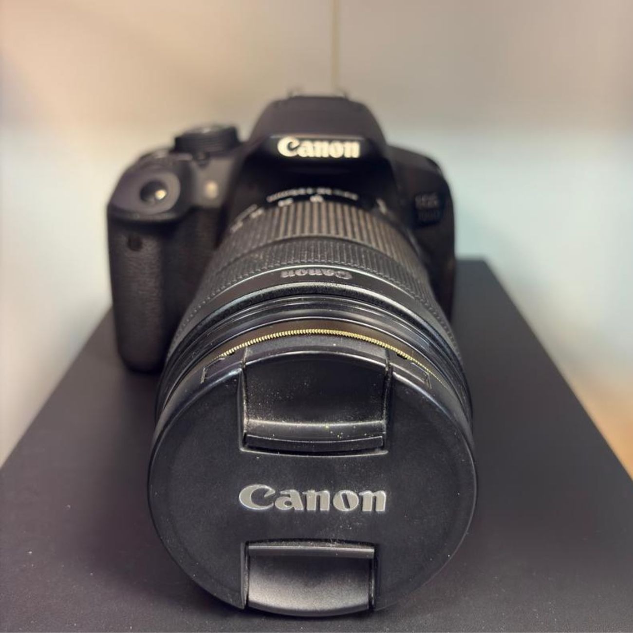 دوربین کانن Canon 700D دست دوم سالم و کم کارکرد . امکان خرید حضوری و آنلاین و سه روز مهلت تست ؛ بررسی شده توسط کارشناسان نورنگار