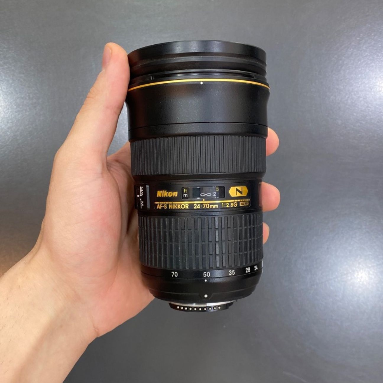 لنز نیکون دست دوم Nikon AF-S NIKKOR 24-70mm f/2.8G ED(جعبه دارد)