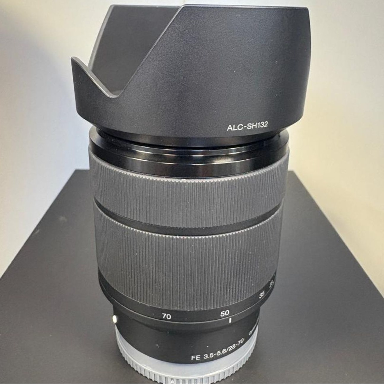 لنز سونی دست دوم Sony FE 28-70mm f/3.5-5.6 OSS(جعبه ندارد)