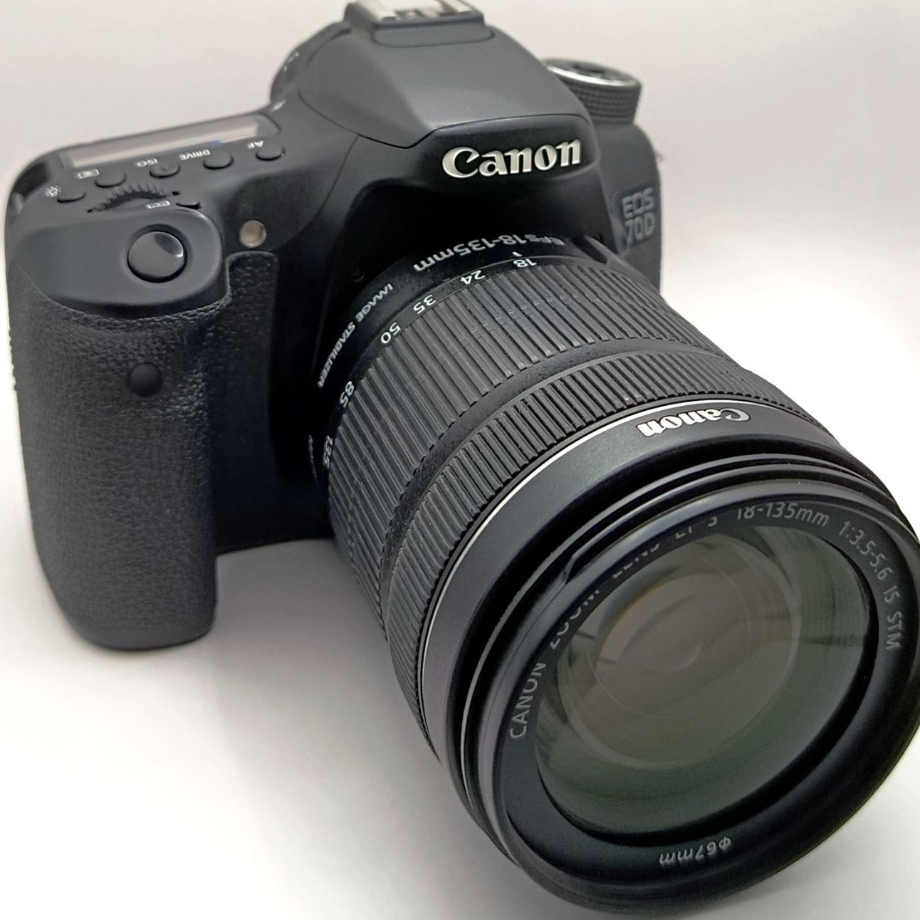 خرید + قیمت دوربین عکاسی کانن Canon EOS 70D Kit 18-135mm f/3.5-5.6 IS STM دست دوم | مشاوره تخصصی در نورنگار