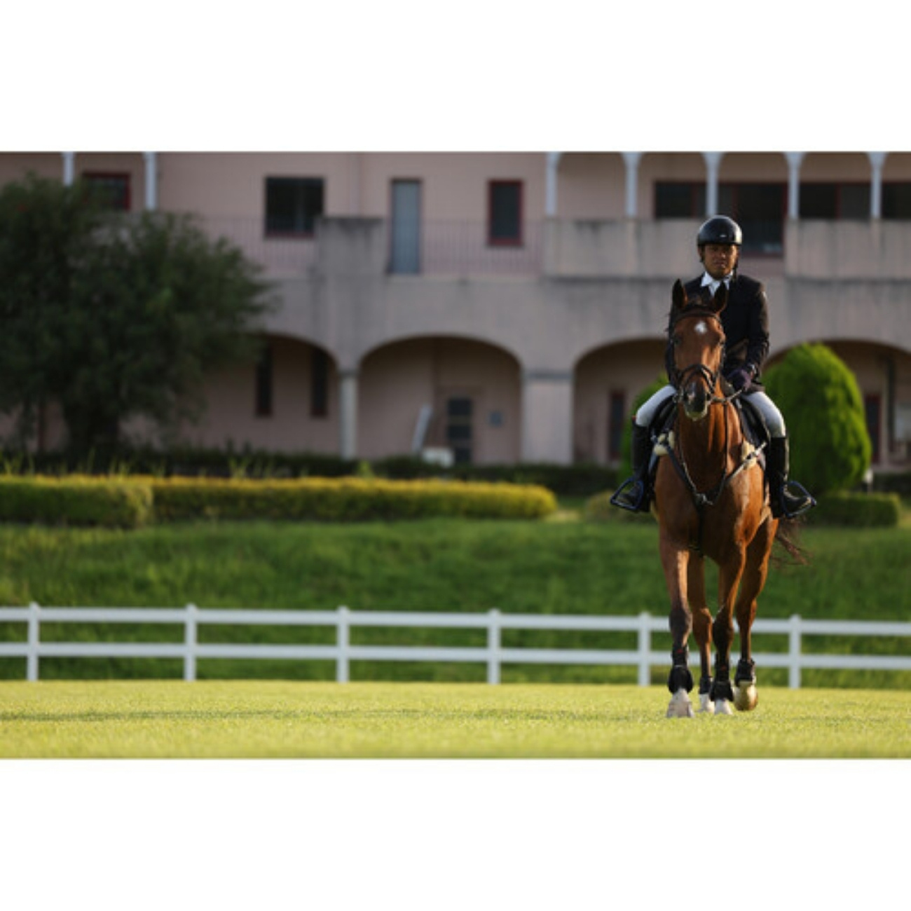 نمونه تصویر 6 با دوربین بدون آینه کانن Canon EOS R6 Mark II Mirrorless Camera