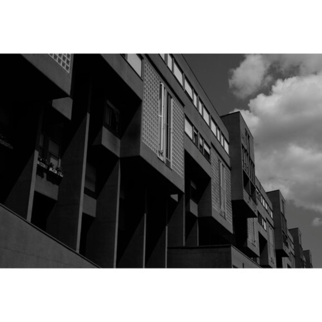 نمونه عکاسی3 با دوربین بدون آینه سونی  Sony a7C II Mirrorless Camera Silver