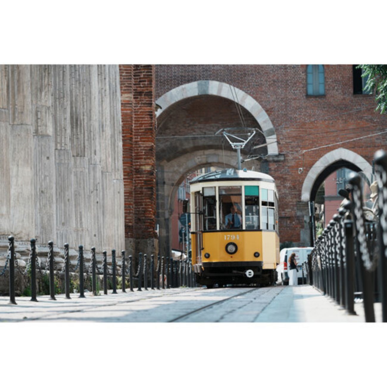 نمونه عکاسی 1 با دوربین بدون آینه سونی  Sony a7C II Mirrorless Camera Silver