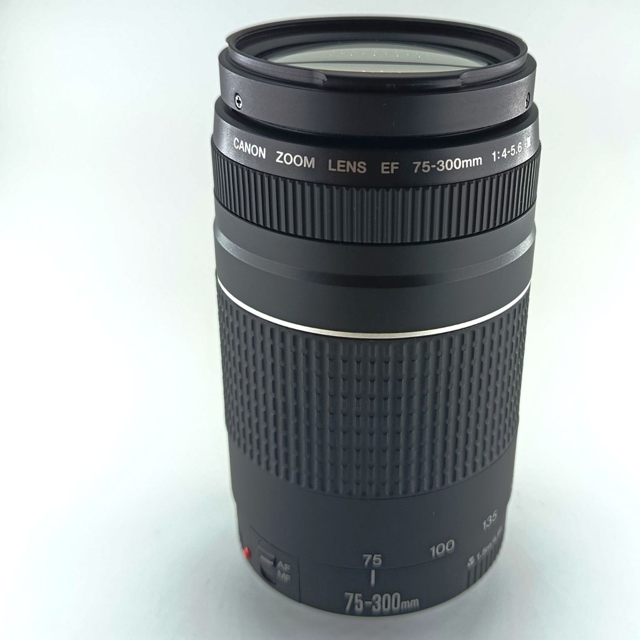 لنز کانن دست دوم Canon EF 75-300mm f/4-5.6 III (جعبه دارد)