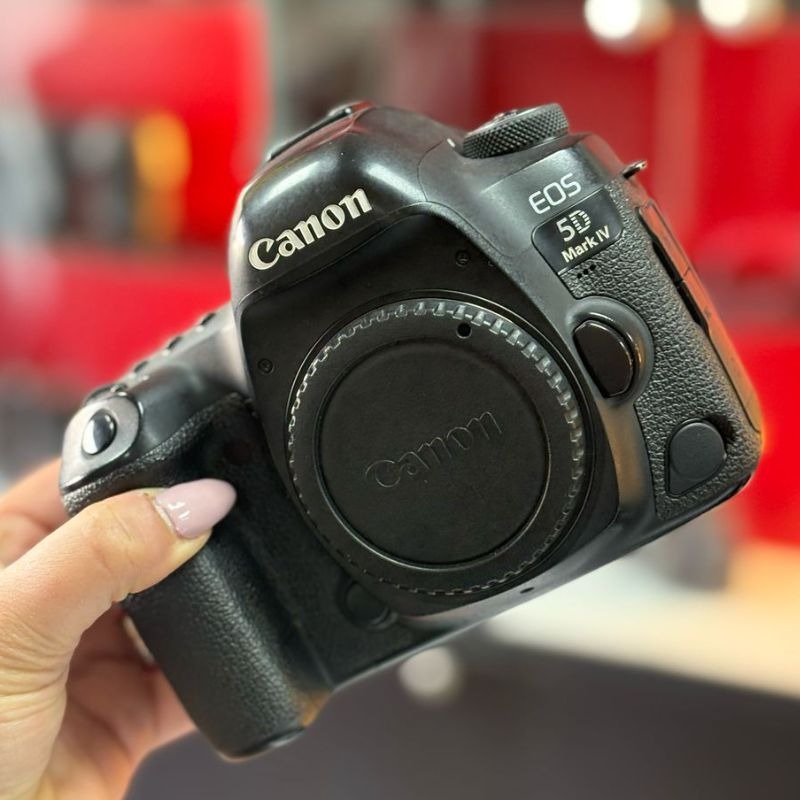 دوربین عکاسی کانن دست دوم Canon EOS 5D Mark IV Body(شات 14000)