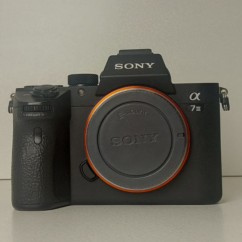دوربین بدون آینه سونی دست دوم Sony a7 III Mirrorless Camera Body(39000 شات)