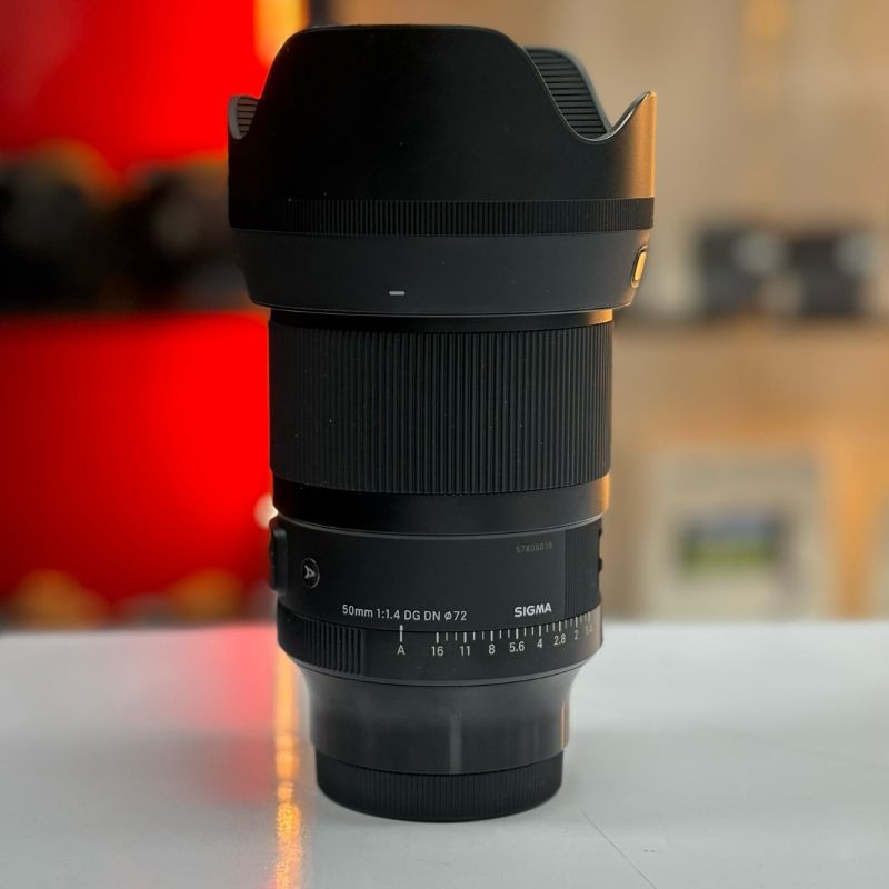 لنز سیگما دست دوم Sigma 50mm f/1.4 DG DN Art Lens for Sony E(جعبه دارد)