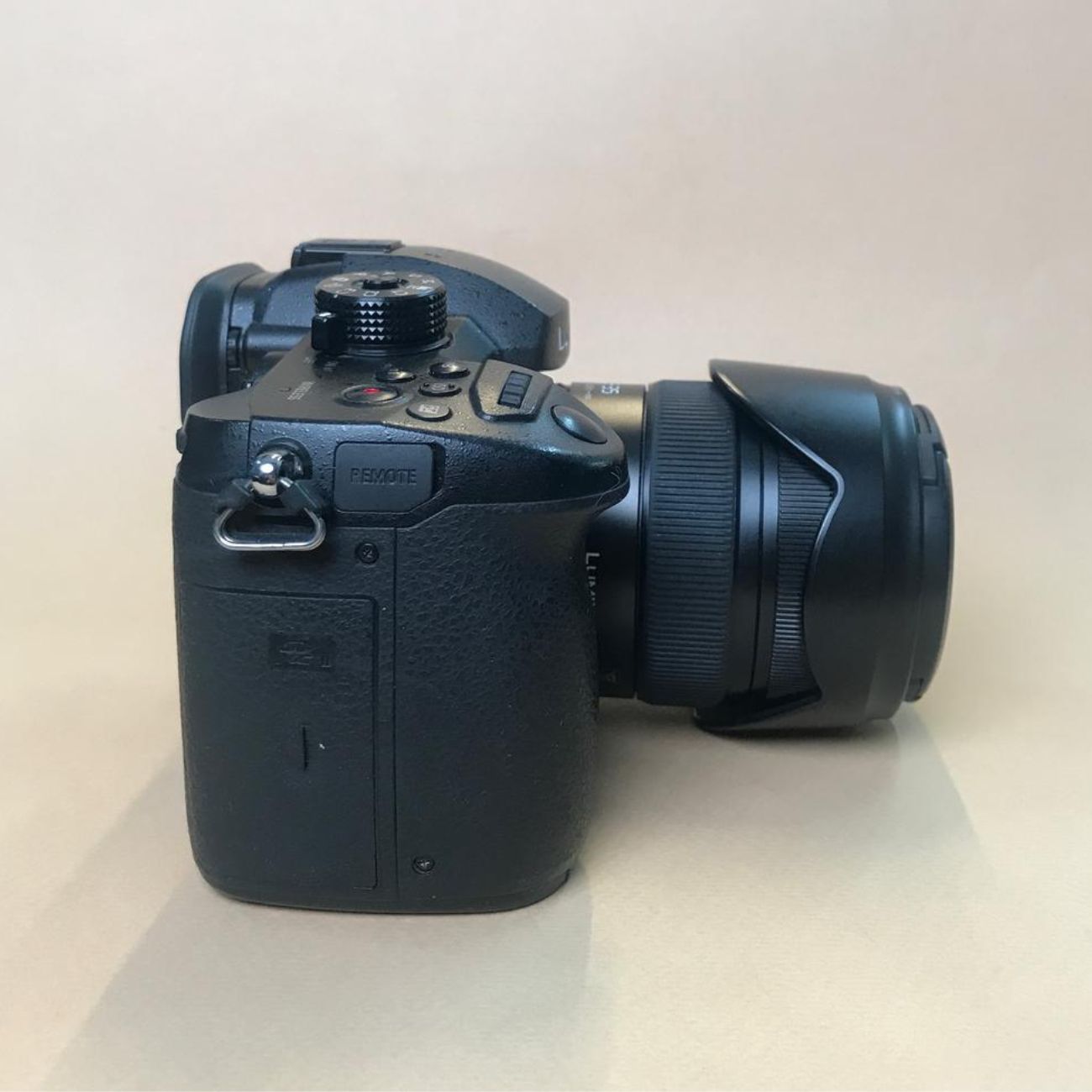 Panasonic Lumix GH5S Mirrorless Camera with 12-35mm f/2.8 Lens Kit (Black) (دست دوم)