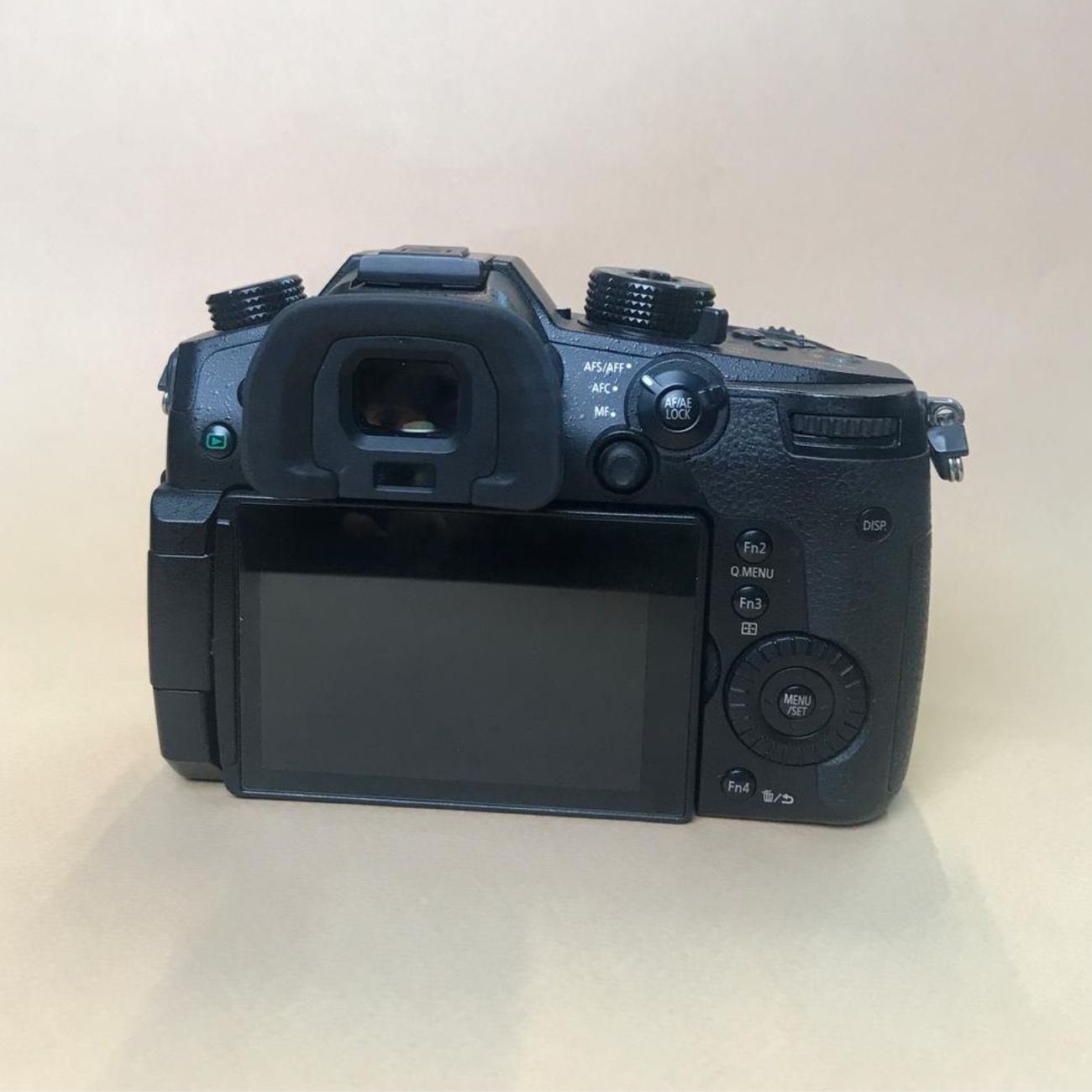 Panasonic Lumix GH5S Mirrorless Camera with 12-35mm f/2.8 Lens Kit (Black) (دست دوم)