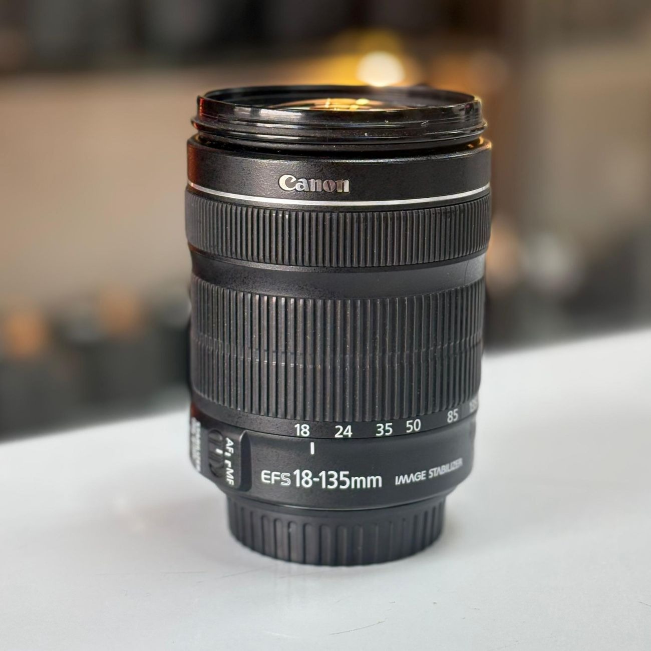 لنز کانن Canon 18-135mm stm  (دست دوم)