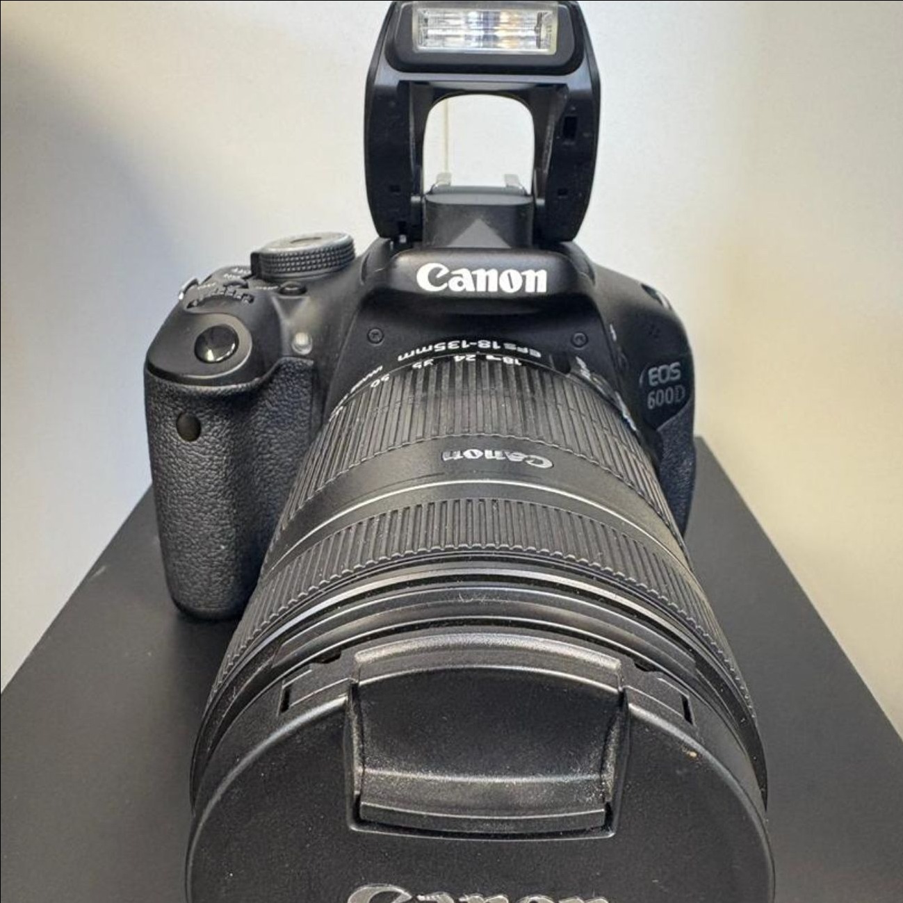 دوربین عکاسی کانن دست دوم Canon EOS 600D Kit 18-135mm IS(7500 هزار شات)