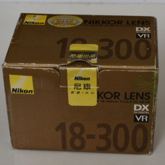 لنز نیکون دست دوم Nikon AF-S DX NiKKOR 18-300mm f/3.5-5.6G ED VR