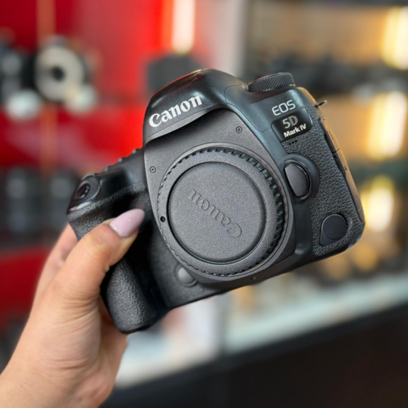 دوربین عکاسی کانن دست دوم Canon EOS 5D Mark IV Body (شات 12000)