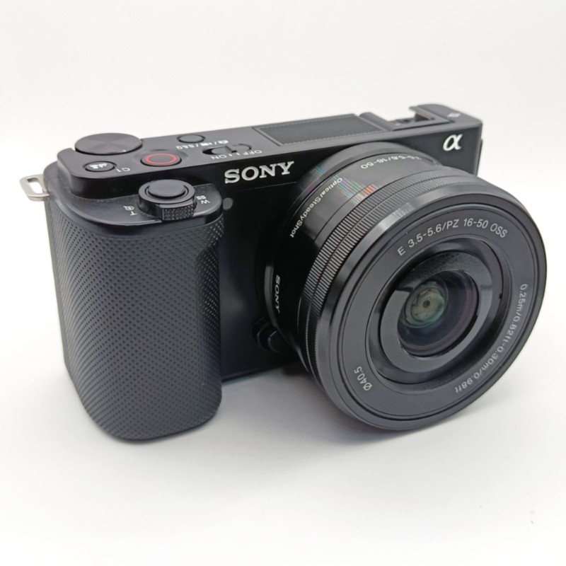 دوربین بدون آینه سونی دست دوم  Sony ZV-E10 kit 16-50mm (2920 شات)