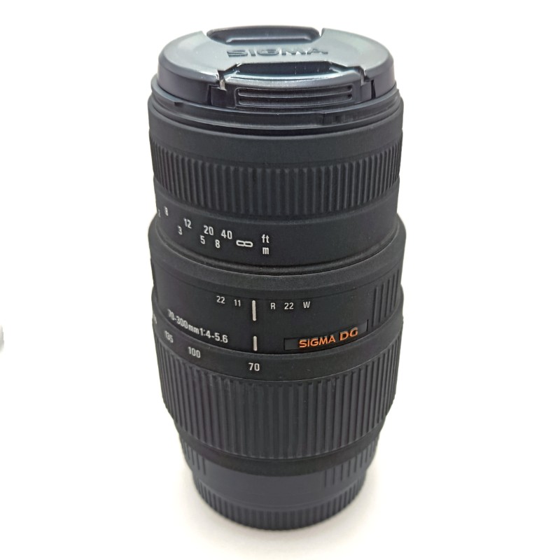 لنز سیگما برای کانن مدل Sigma 70-300mm f/4-5.6 DG Macro for Canon (کارکرده)