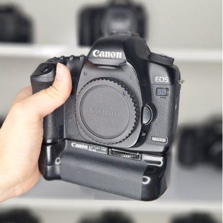 دوربین عکاسی کانن (دست دوم) Canon EOS 5D Mark II DSLR Camera