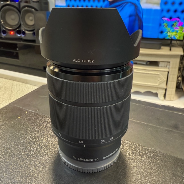 لنز سونی دست دوم  Sony FE 28-70mm f/3.5-5.6 OSS No Box