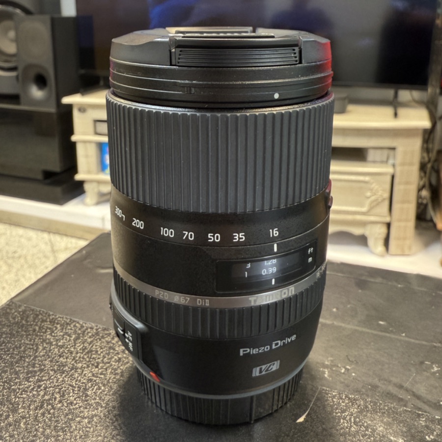 لنز تامرون دست دوم  canon  Tamron 16-300mm F/3.5-6.3 Di II VC PZD Macro for