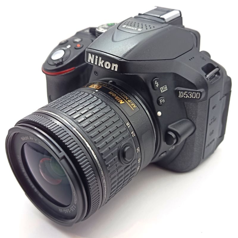 دوربین عکاسی نیکون دست دوم Nikon D5300 Kit 18-55mm f/3.5-5.6G VR II (22000 شات)
