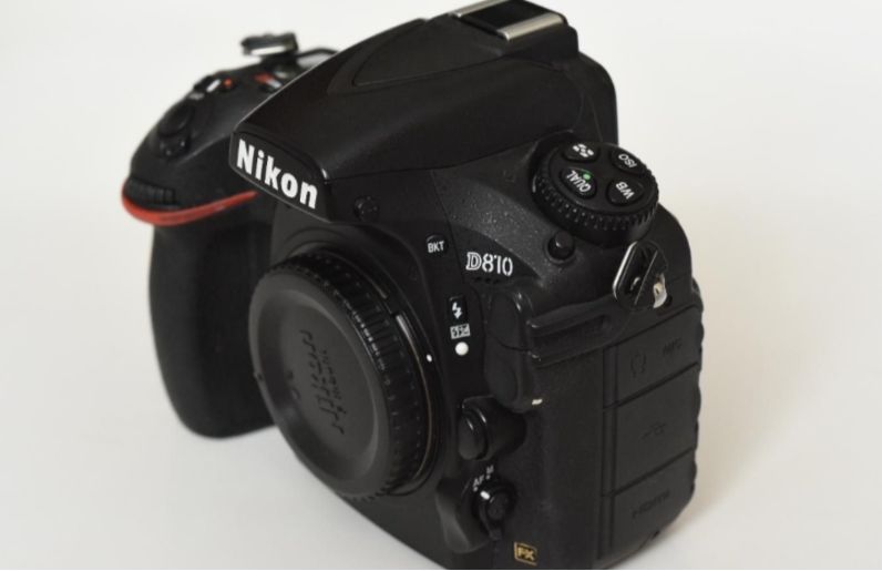 دوربین عکاسی نیکون دست دوم Nikon D810 body (شات 11000)